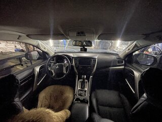 2018 Mitsubishi Pajero Sport III, синий, 4000000 рублей, вид 4