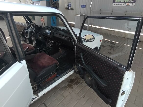 2001 Lada (ВАЗ) 2107, белый, 130000 рублей - вид 10
