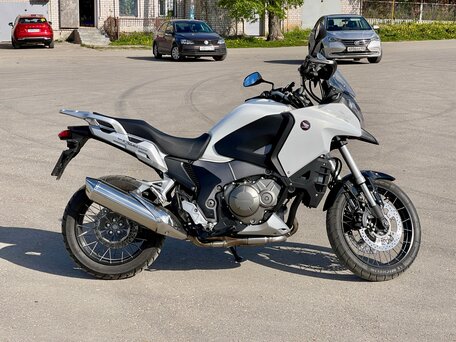 2012 Honda VFR 1200X (Crosstourer), белый, 985000 рублей, вид 5