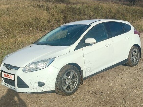 2012 Ford Focus III, белый, 915000 рублей - вид 4