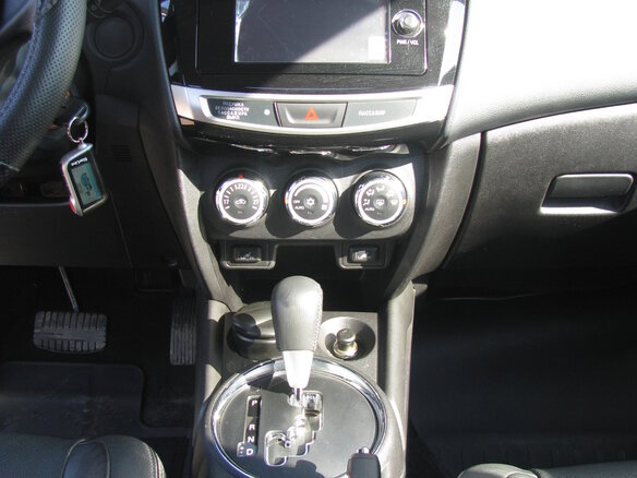 2014 Mitsubishi ASX I Рестайлинг, серебристый - вид 10
