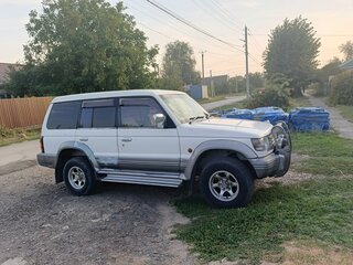 1993 Mitsubishi Pajero II, белый, 690000 рублей, вид 2