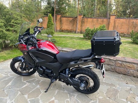 2019 Honda VFR 1200X (Crosstourer), красный, 2500000 рублей, вид 3