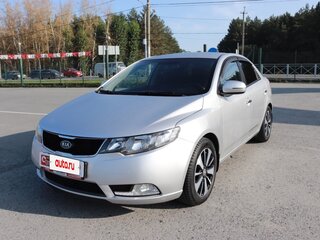 2013 Kia Cerato 6-speed II, серебристый, 1020000 рублей, вид 1