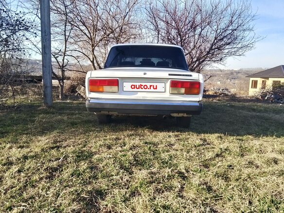 2007 Lada (ВАЗ) 2107, белый, 220000 рублей - вид 6