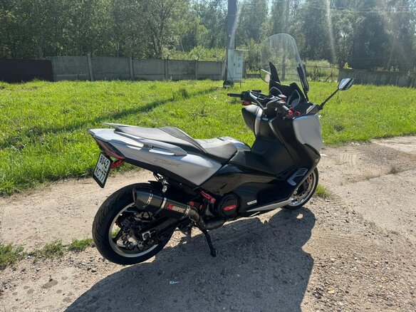 2019 Yamaha TMAX, серый, 820000 рублей - вид 4