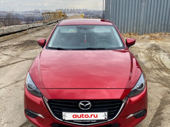 2017 Mazda 3 III (BM) Рестайлинг, красный, 2000000 рублей