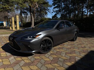 2023 Lexus ES 300h VII Рестайлинг, серый, 4200000 рублей, вид 5