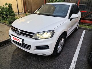2011 Volkswagen Touareg II, белый, 1520000 рублей, вид 3
