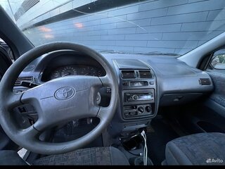 1998 Toyota Picnic I, серебристый, 440000 рублей, вид 1