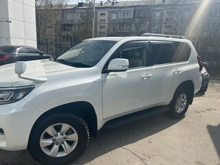 2019 Toyota Land Cruiser Prado 150 Series Рестайлинг 2, белый, 5200000 рублей, вид 4