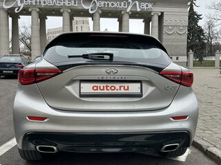 2018 Infiniti Q30, серебристый, 1900000 рублей, вид 4