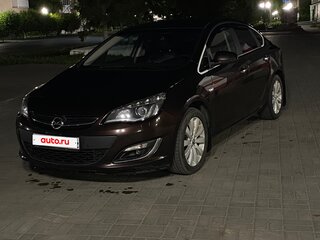 2013 Opel Astra J Рестайлинг, коричневый, 950000 рублей, вид 1