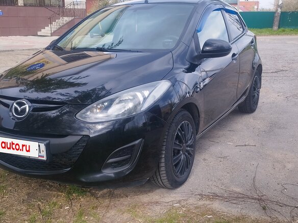 2012 Mazda 2 II Рестайлинг (DE2), чёрный, 820000 рублей