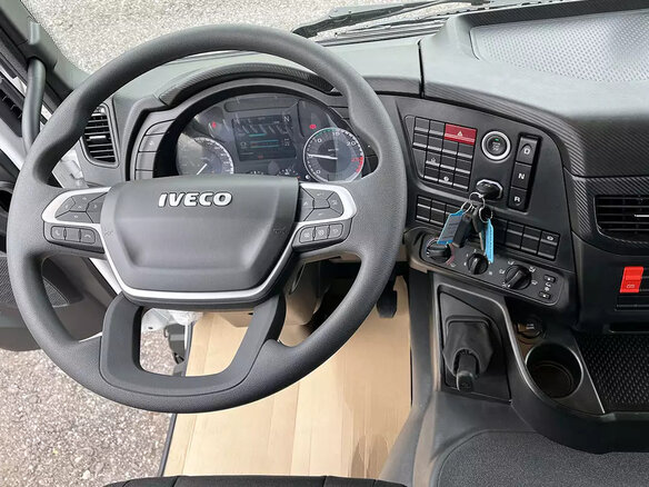 2026 Iveco Trakker, белый, 27257682 рублей - вид 7