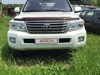 2013 Toyota Land Cruiser 200 Series Рестайлинг 1, белый, 5900000 рублей, вид 1