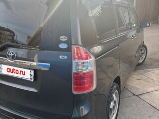 2007 Toyota Noah II (R70), серый, 1225000 рублей, вид 5