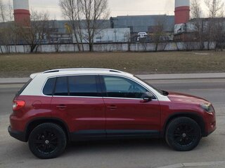 2009 Volkswagen Tiguan I, красный, 1500000 рублей, вид 4