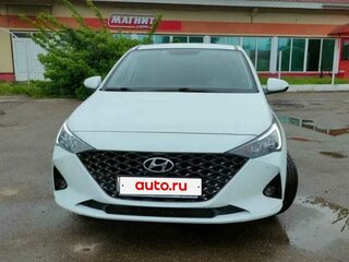 2021 Hyundai Solaris II Рестайлинг, белый, 1650000 рублей, вид 3