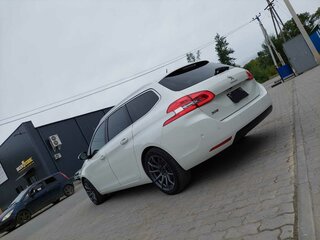 2021 Peugeot 308 II Рестайлинг, белый, 2100000 рублей, вид 3