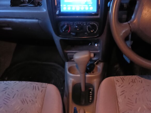 2001 Mazda Demio I (DW), белый, 120000 рублей - вид 13