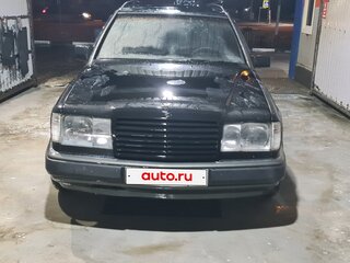 1988 Mercedes-Benz W124 300, чёрный, 280000 рублей, вид 3