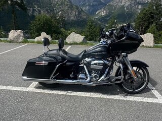 2017 Harley-Davidson Road Glide Special, чёрный, 1400000 рублей, вид 5