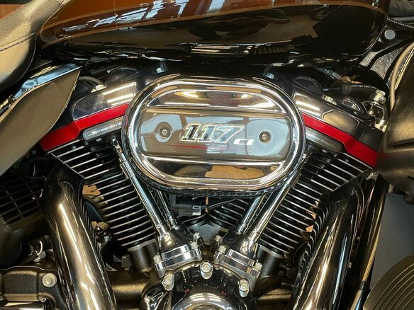 2019 Harley-Davidson CVO Limited, коричневый, 3850000 рублей - вид 13