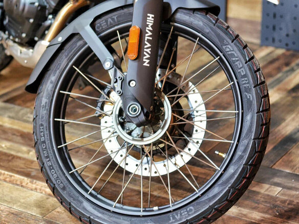 2025 Royal Enfield Himalayan, белый, 599000 рублей - вид 12