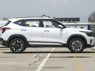 2026 Kia Seltos I Рестайлинг, белый, 2480000 рублей, вид 4