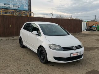 2010 Volkswagen Golf Plus II, белый, 950000 рублей, вид 3