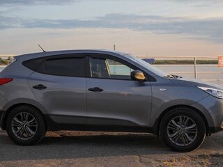 2015 Hyundai ix35 I Рестайлинг, серый, 1670000 рублей, вид 3
