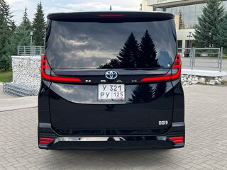 2022 Toyota Noah IV (R90), чёрный, 3750000 рублей, вид 5