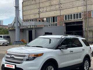 2013 Ford Explorer V, белый, 1900000 рублей, вид 1