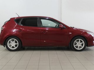 2009 Hyundai i30 I, красный, 615000 рублей, вид 5
