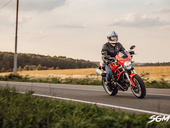 2009 Ducati Monster 1100, красный, 415000 рублей - вид 8