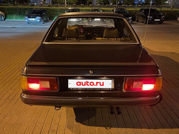 1986 BMW 7 серии 733i 5-speed I (E23), чёрный, 2000000 рублей - вид 11
