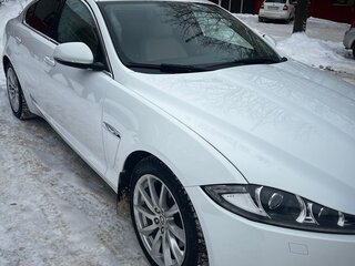 2013 Jaguar XF I Рестайлинг, белый, 1430000 рублей, вид 3