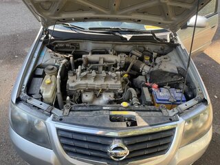 2010 Nissan Almera Classic I, серебристый, 590000 рублей, вид 5