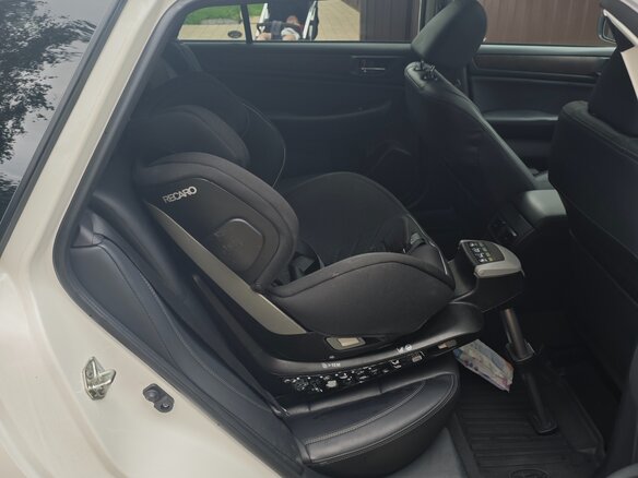 2018 Subaru Outback V Рестайлинг, белый, 2700000 рублей - вид 22