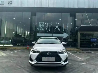 2021 Toyota Yaris L X XP150 Рестайлинг, белый, 1050000 рублей, вид 1