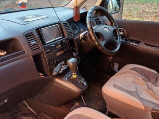 2002 Toyota Corolla Spacio II, серебристый, 650000 рублей, вид 5