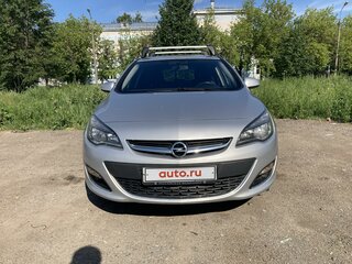 2013 Opel Astra J Рестайлинг, серебристый, 839000 рублей, вид 4