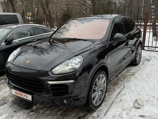 2016 Porsche Cayenne S II Рестайлинг (958), чёрный, 5500000 рублей, вид 2