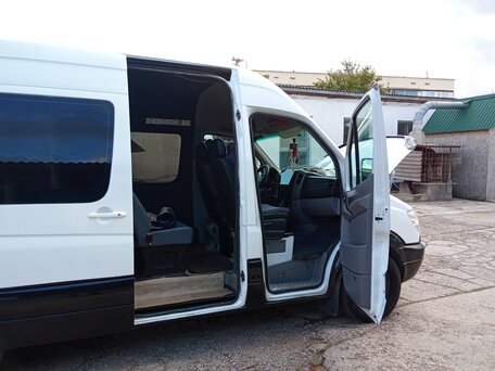 2010 Mercedes-Benz Sprinter, белый, 2600000 рублей, вид 2