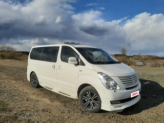 2013 Hyundai Grand Starex I, белый, 1800000 рублей, вид 1