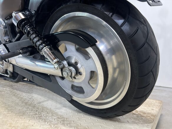2004 Harley-Davidson V-Rod, чёрный, 560000 рублей - вид 22