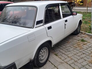 2011 Lada (ВАЗ) 2107, белый, 400000 рублей, вид 4