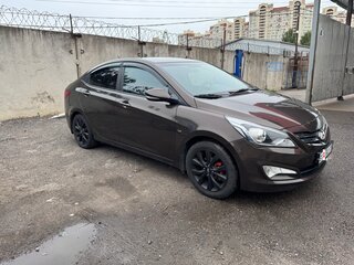 2015 Hyundai Solaris I Рестайлинг, коричневый, 999999 рублей, вид 5