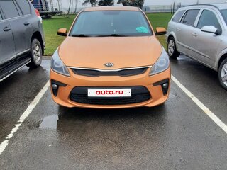 2018 Kia Rio IV, оранжевый, 900000 рублей, вид 3